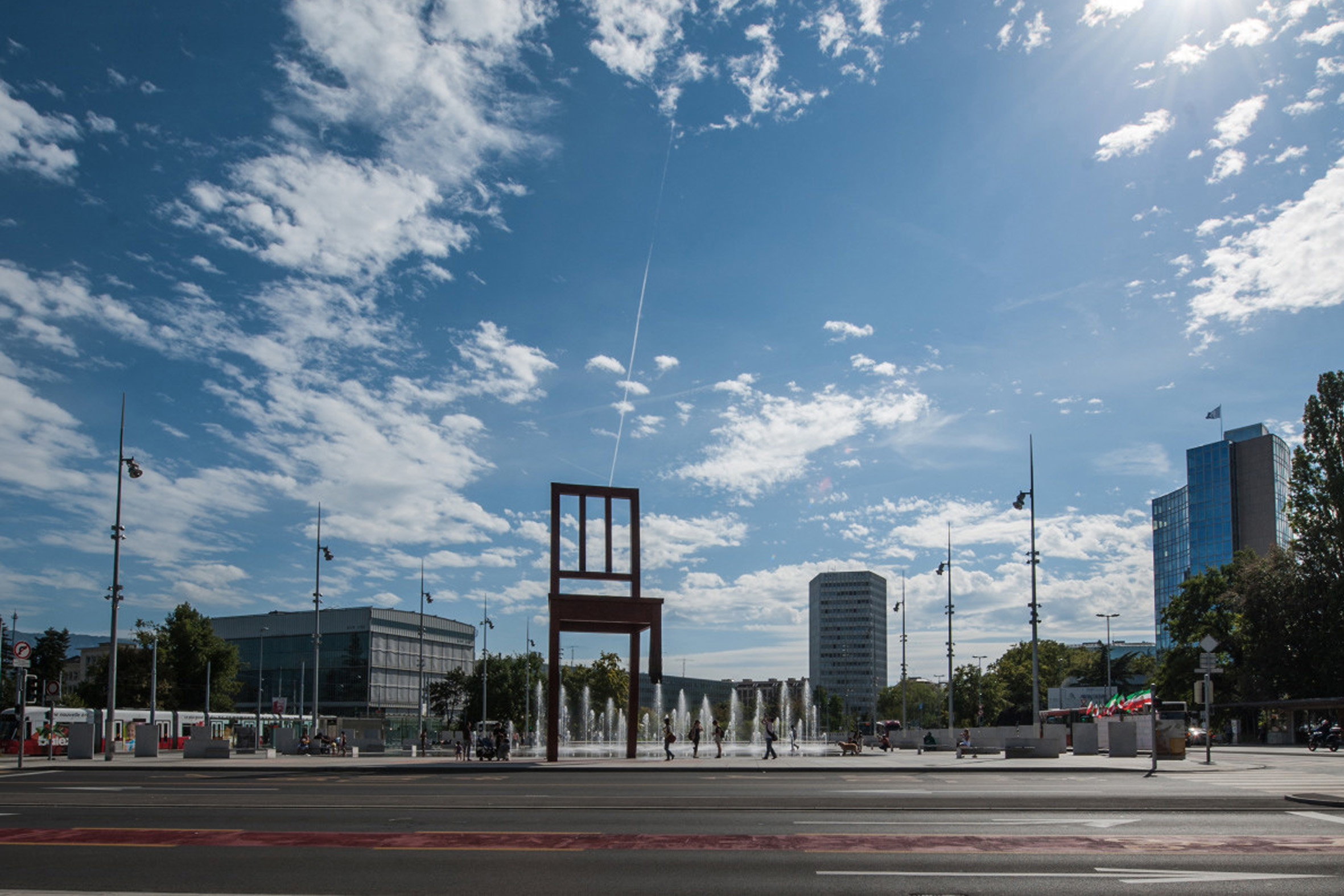 Daniel Berset mutilated Chair