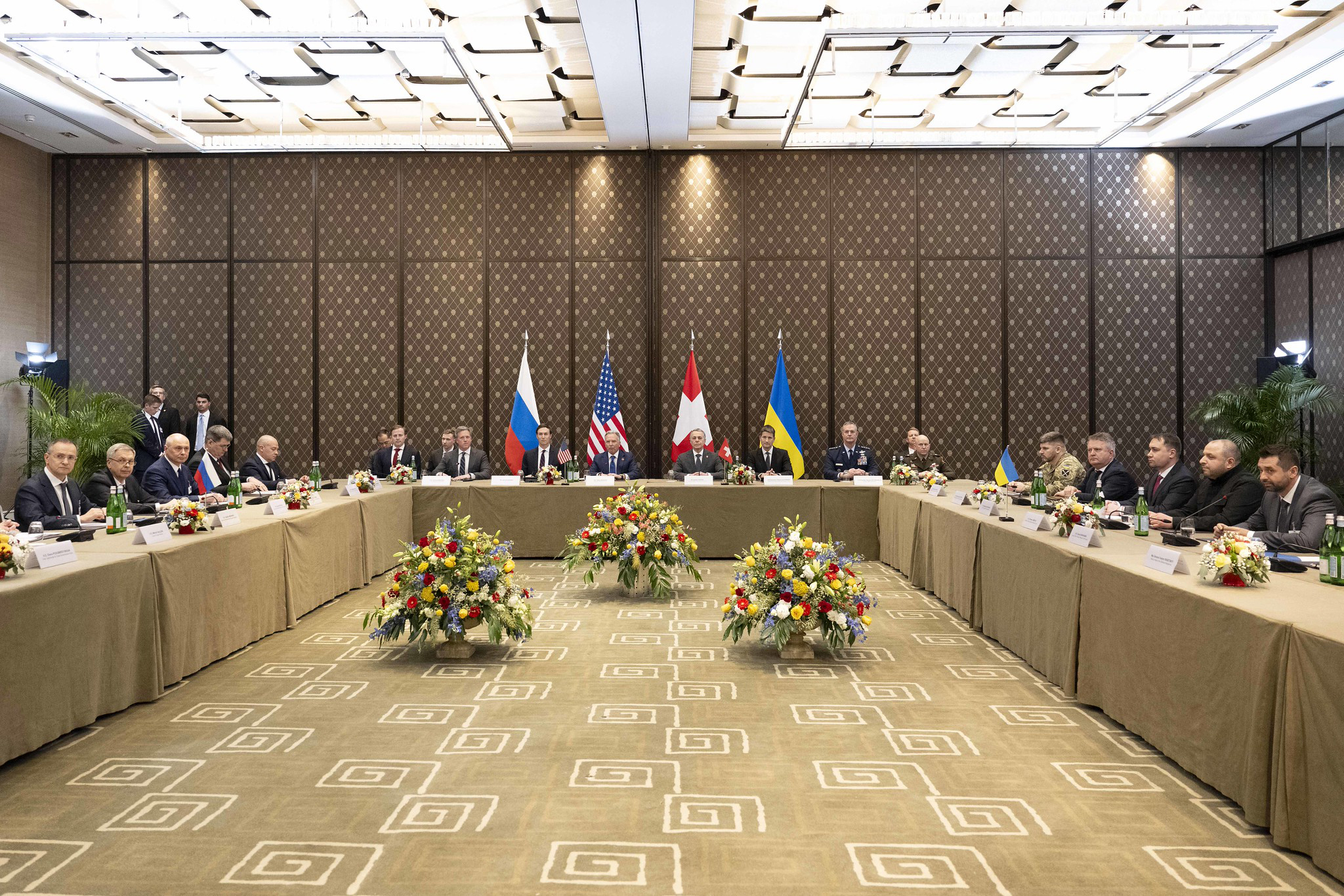 Geneva talks between Russia, Ukraine and the United States, 17 February 2026. In the foreground, the Swiss and US delegations including Ignazio Cassis, Vice-President of the Swiss Federal Council and Head of the Federal Department of Foreign Affairs, and Steve Witkoff, US Special Presidential Envoy; right, the Ukrainian delegation led by Rustem Umerov, Secretary of the National Security and Defense Council; left, the Russian delegation led by Vladimir Medinsky, Aide to the President of the Russian Federatio